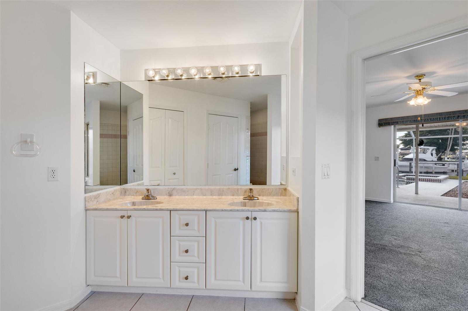 Image 17 of 45 For 13376 Journeys