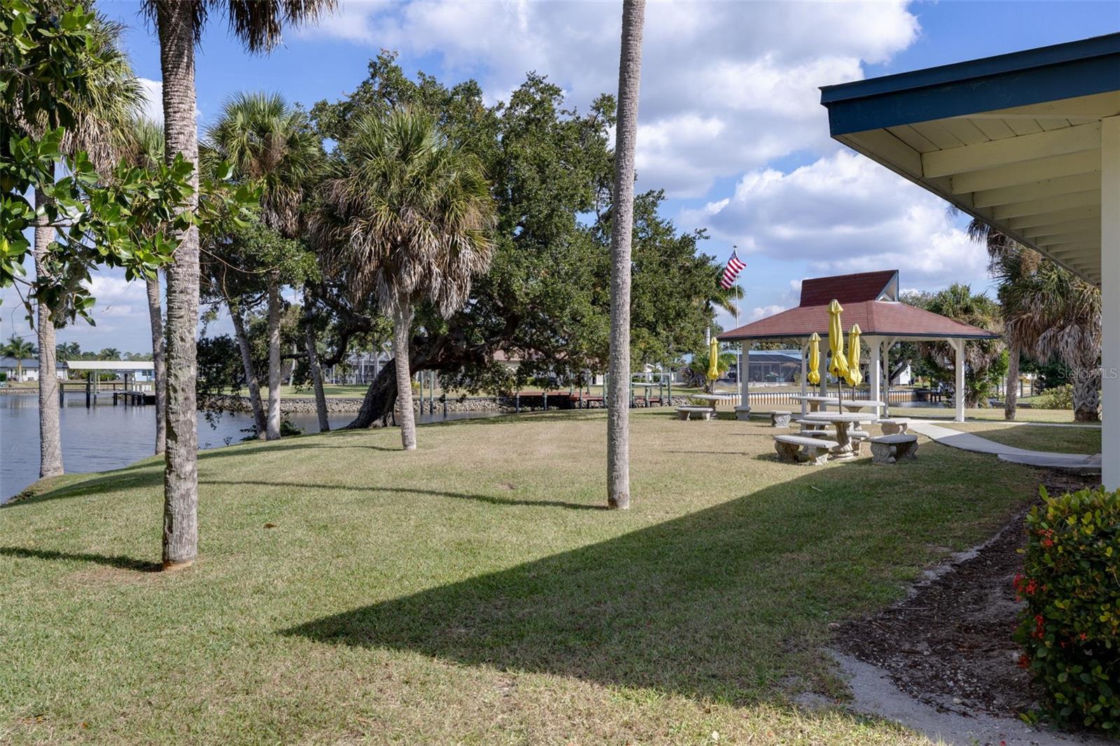 Image 37 of 45 For 13376 Journeys