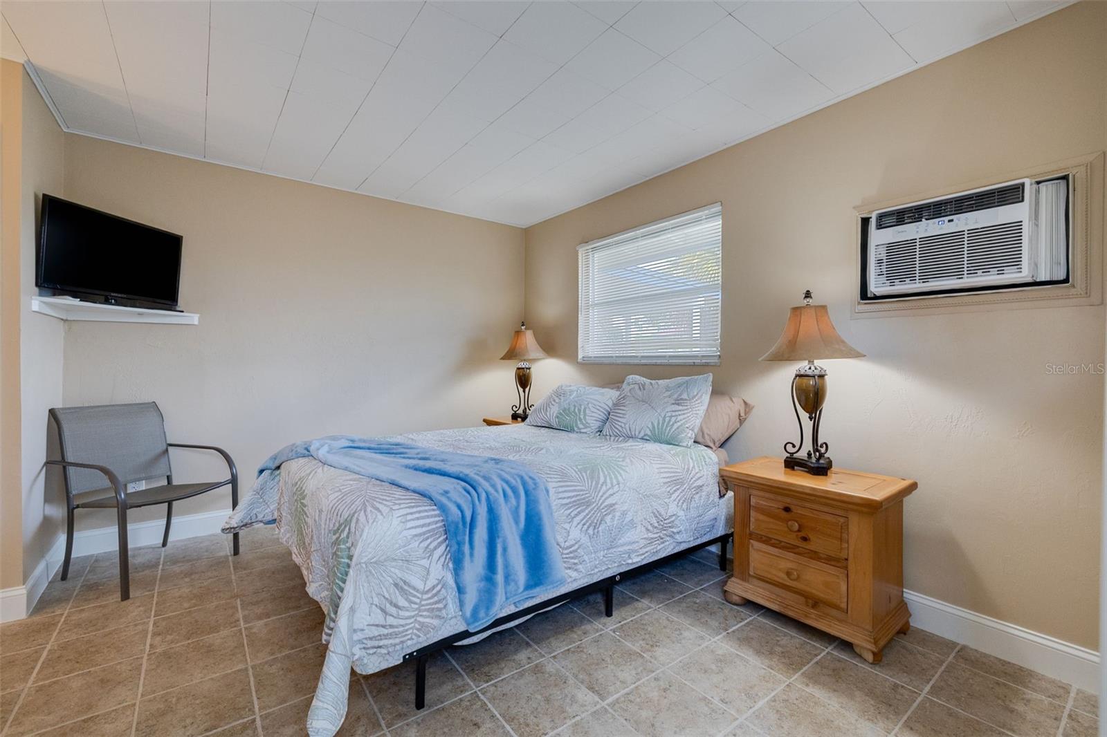 Image 39 of 45 For 13376 Journeys