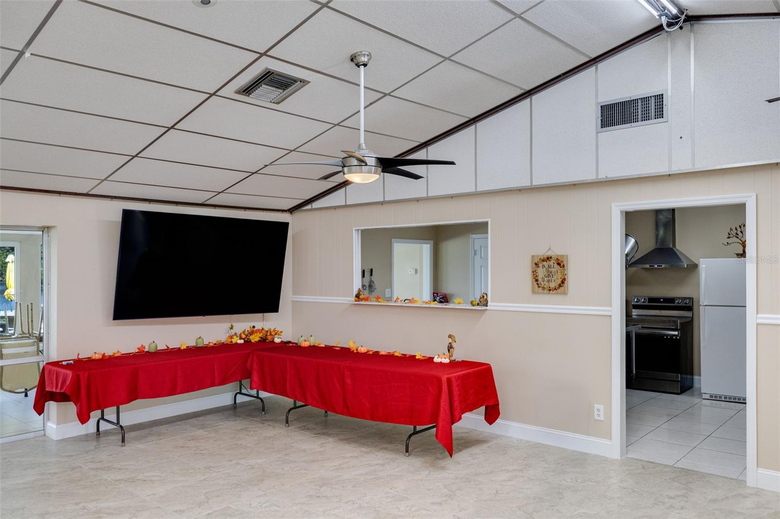 Image 43 of 45 For 13376 Journeys