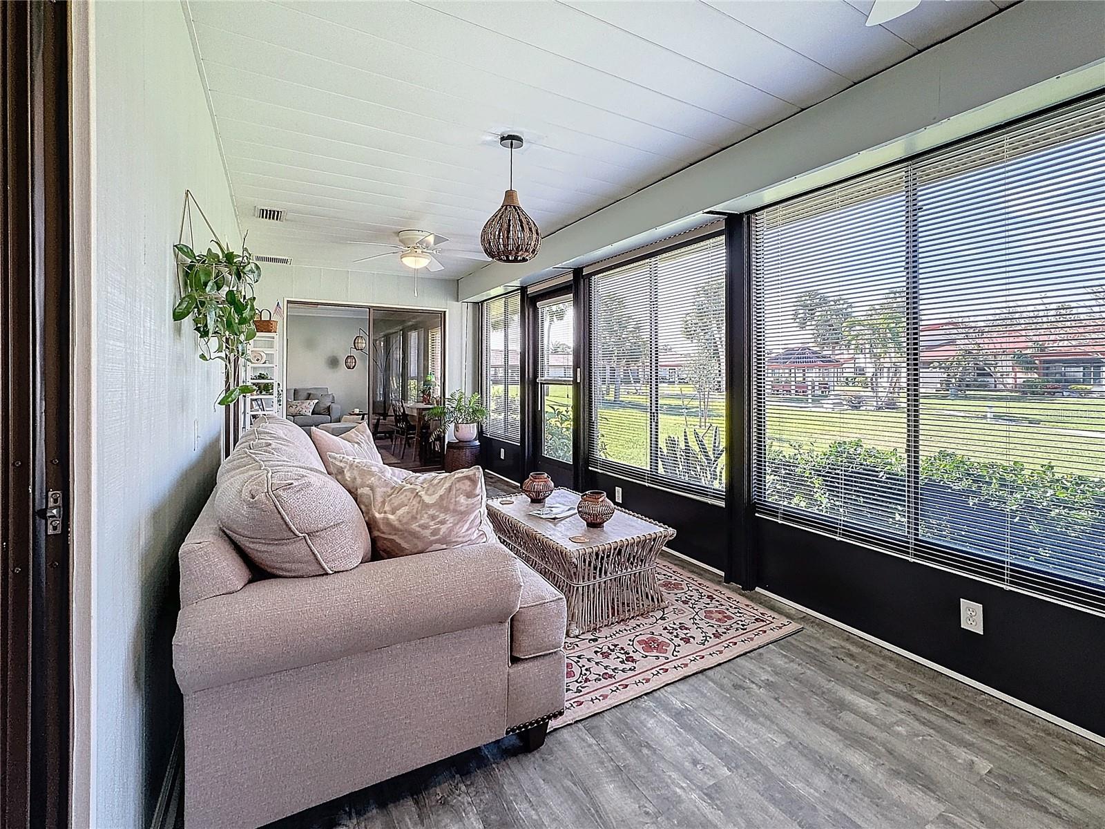 Image 11 of 36 For 707 Sorrento Inlet 707