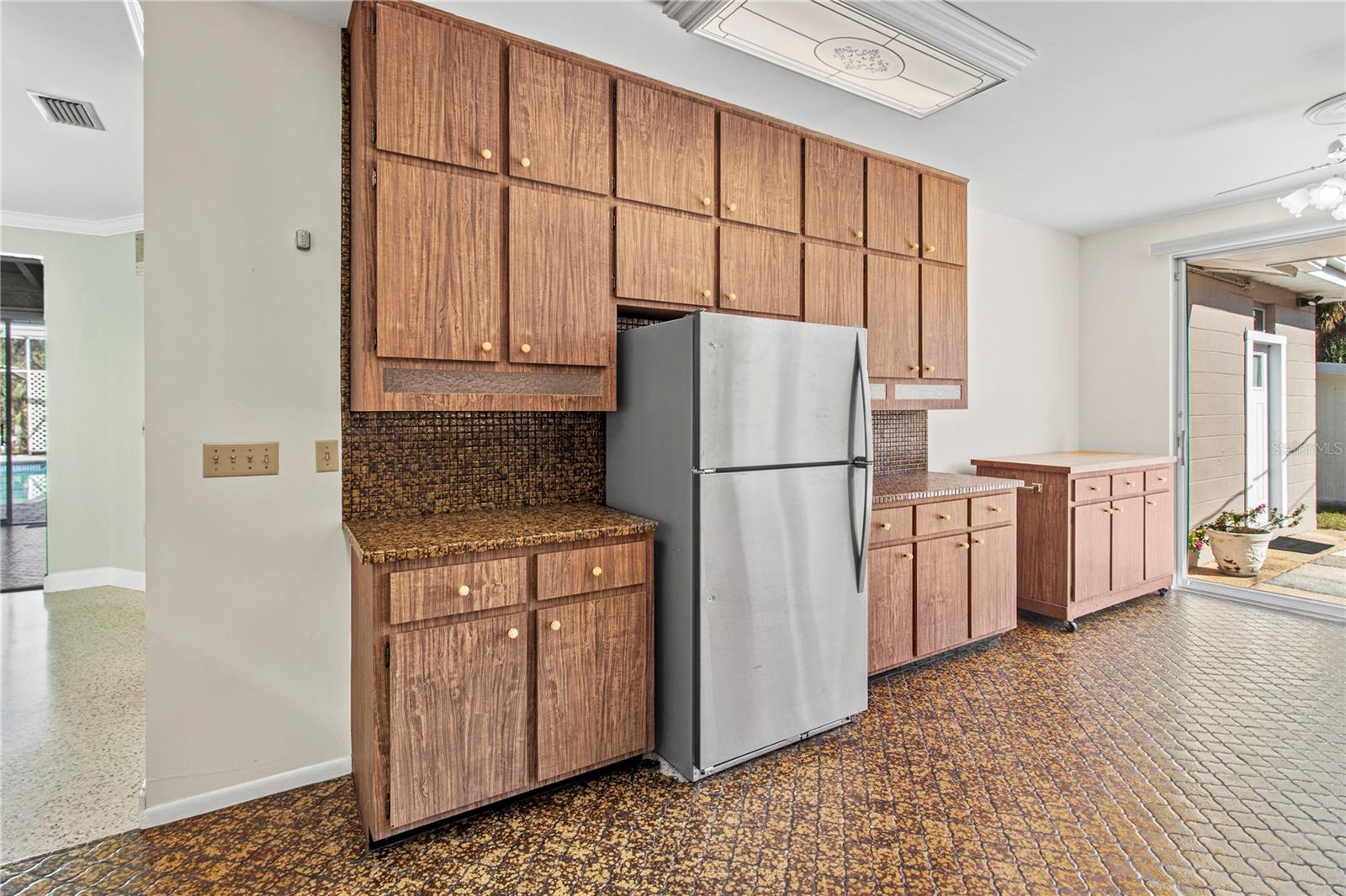 Image 12 of 27 For 2605 Desoto Road