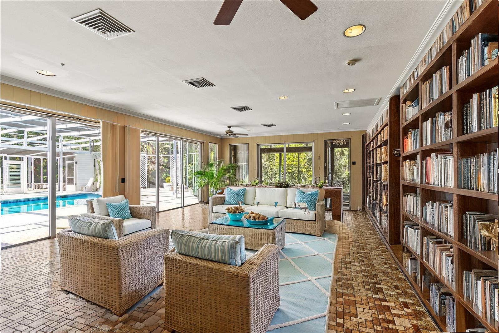 Image 18 of 27 For 2605 Desoto Road