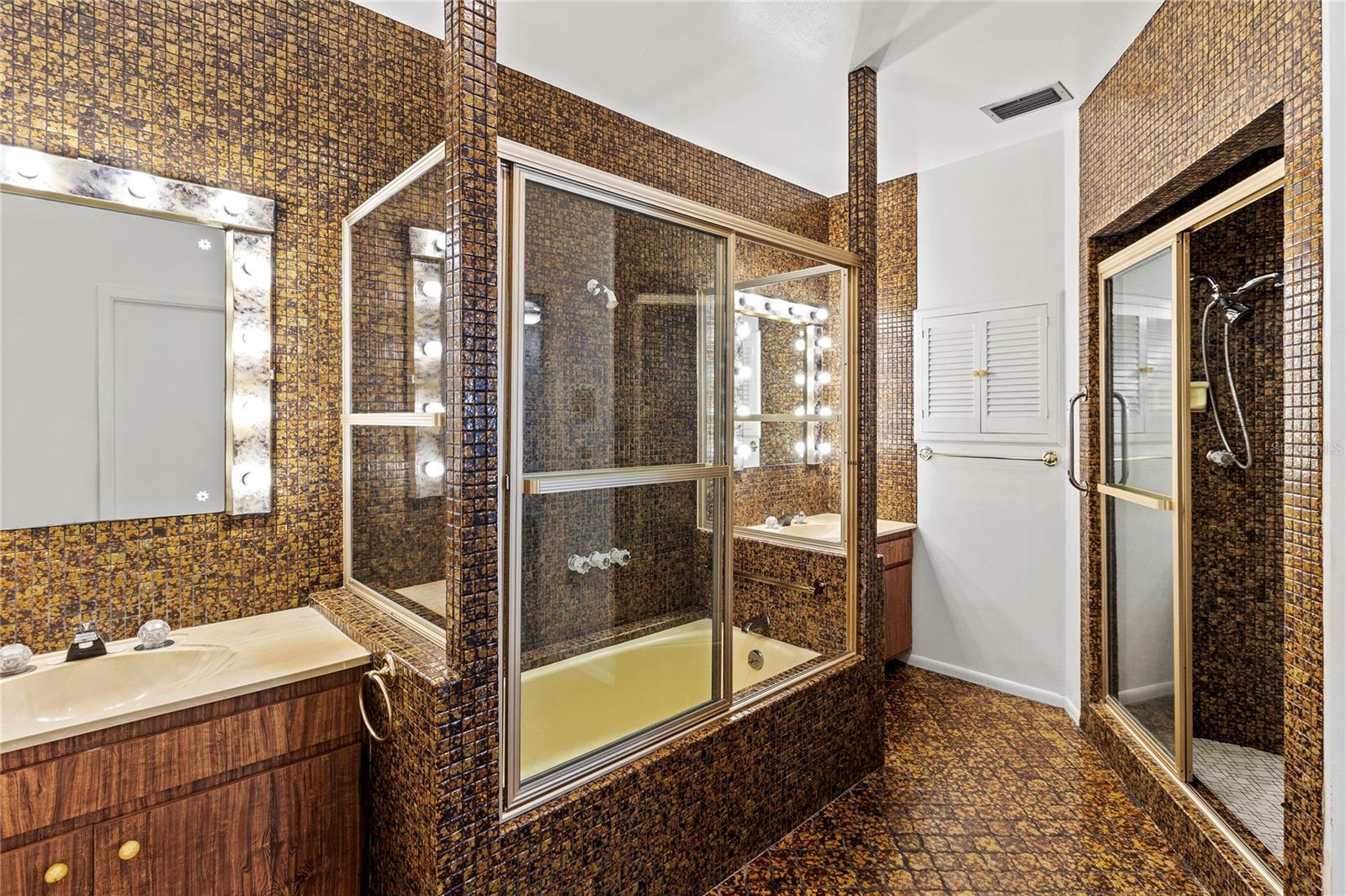 Image 20 of 27 For 2605 Desoto Road