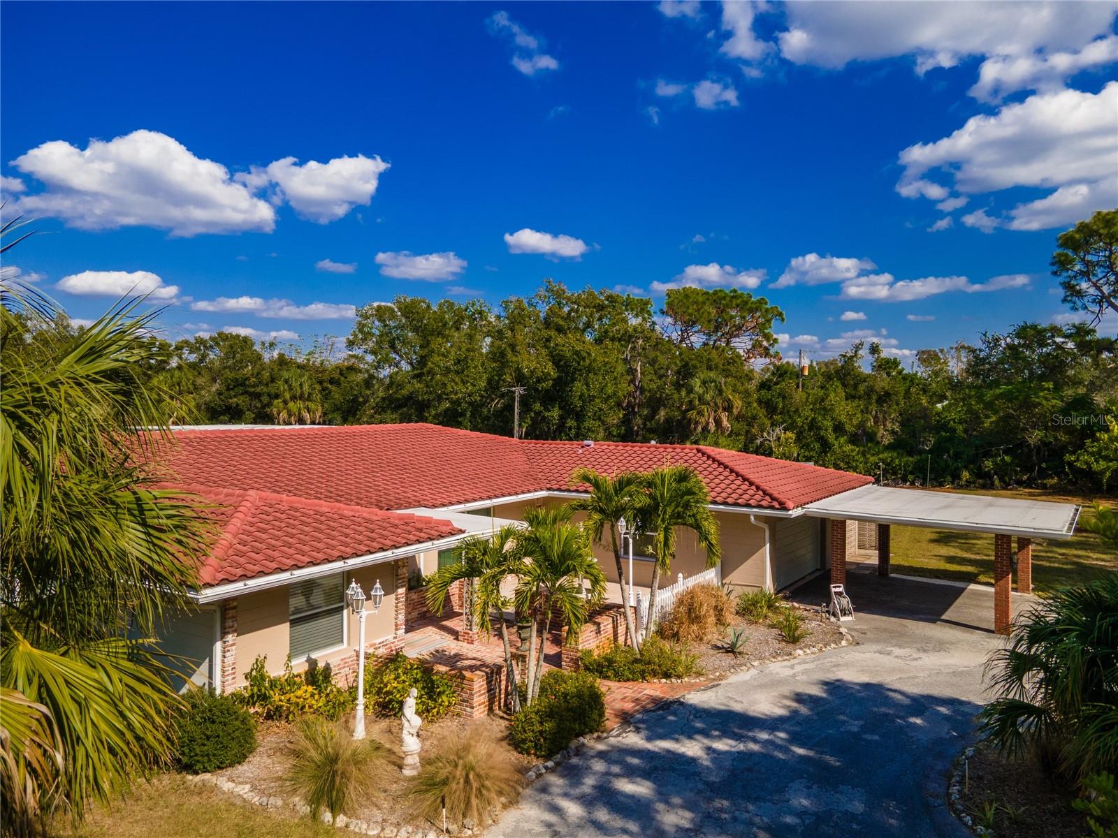 Image 23 of 27 For 2605 Desoto Road