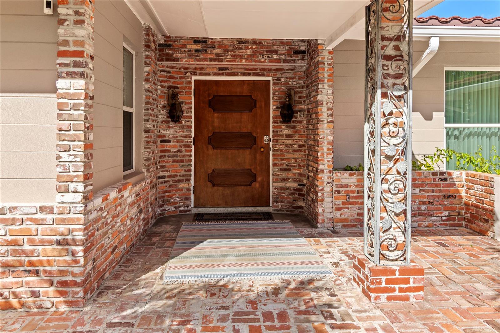 Image 3 of 27 For 2605 Desoto Road