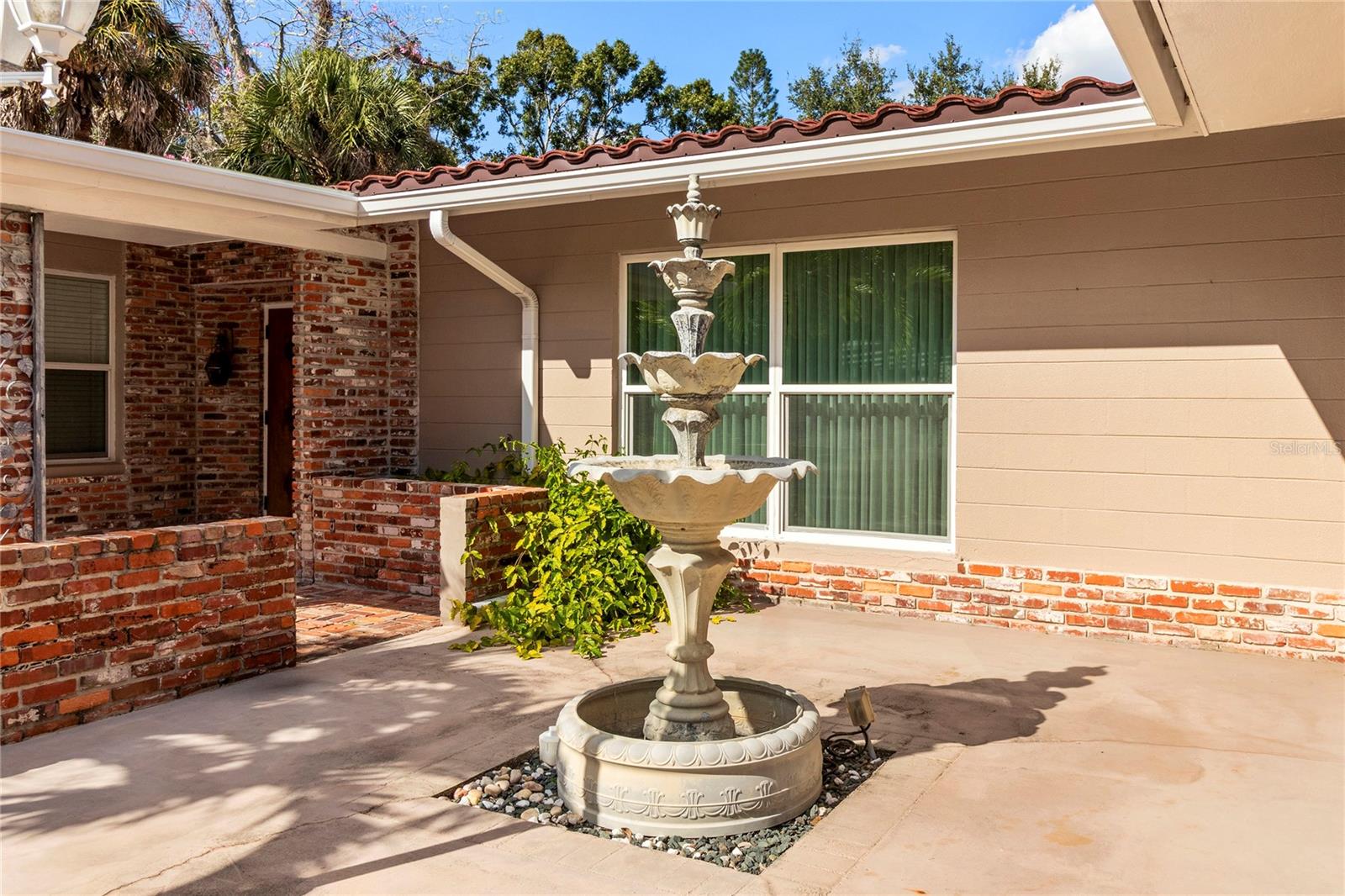 Image 4 of 27 For 2605 Desoto Road