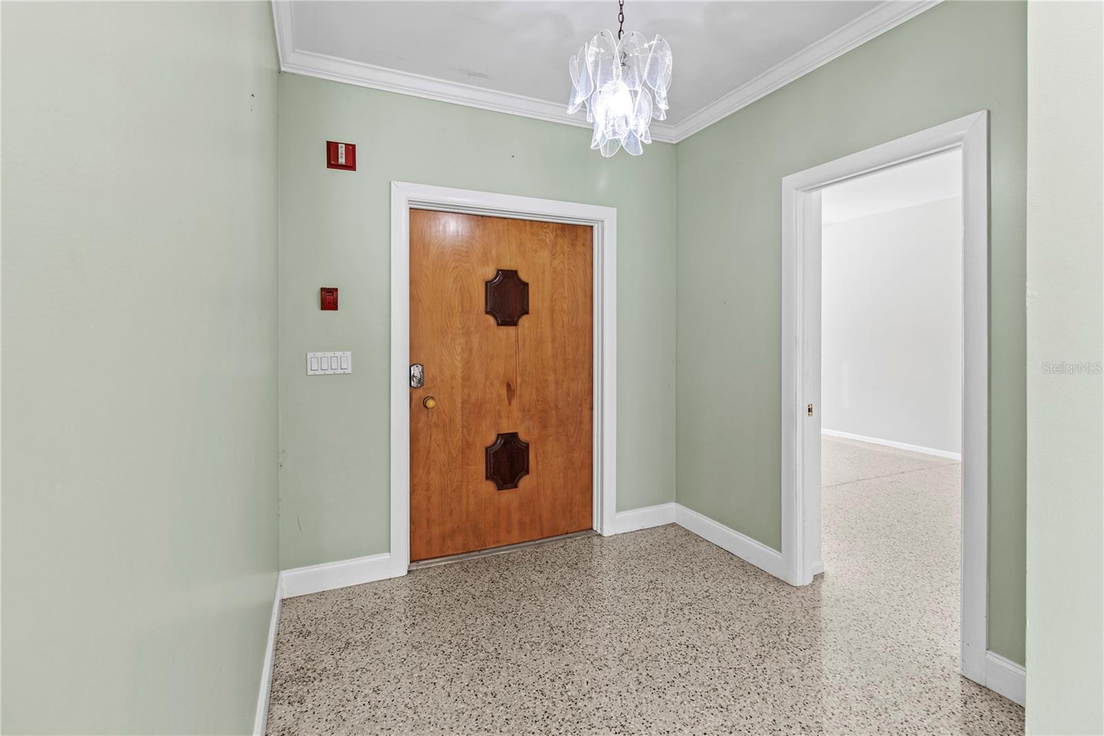 Image 5 of 27 For 2605 Desoto Road