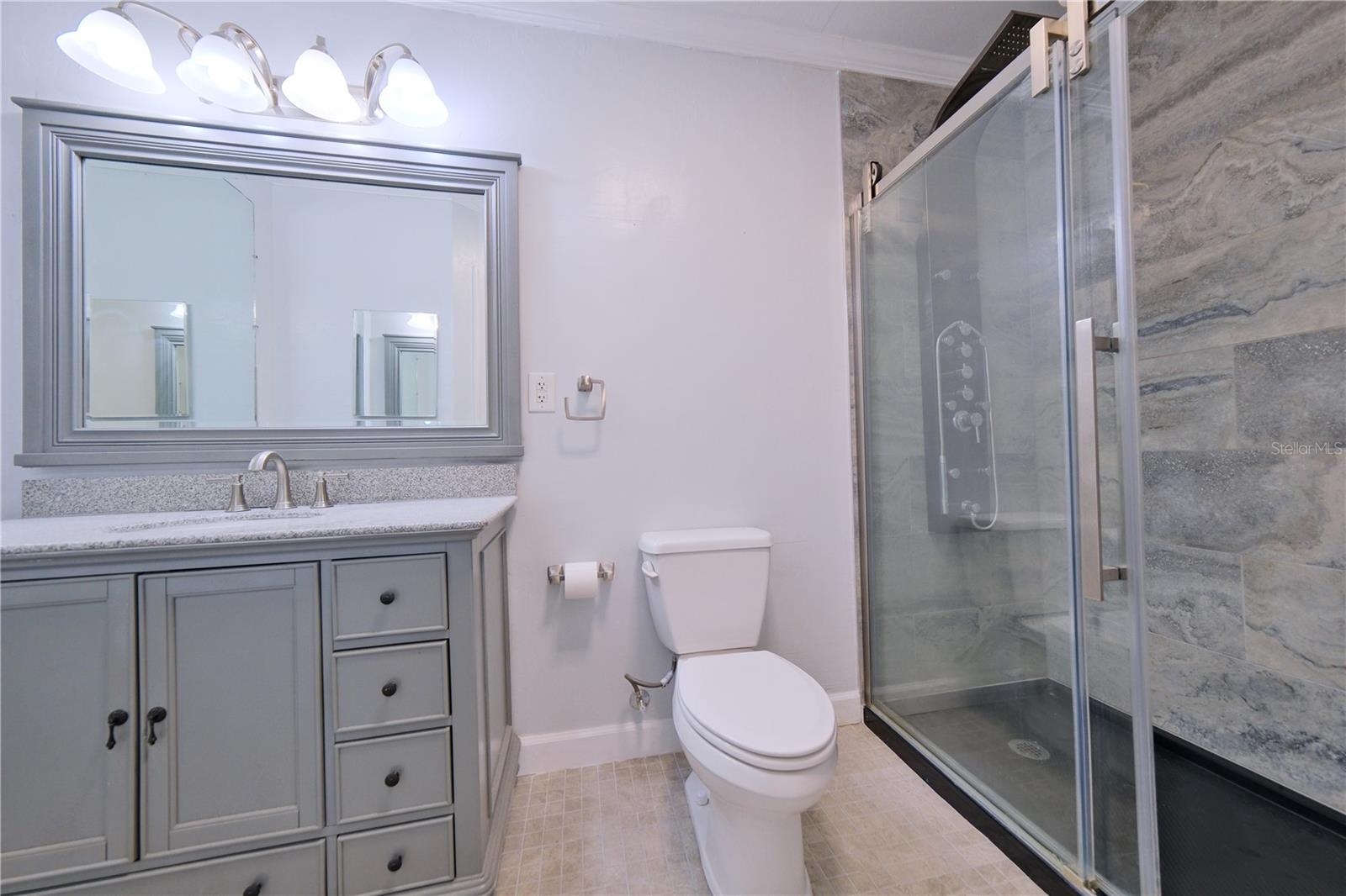 Image 25 of 42 For 6220 Murdock Avenue