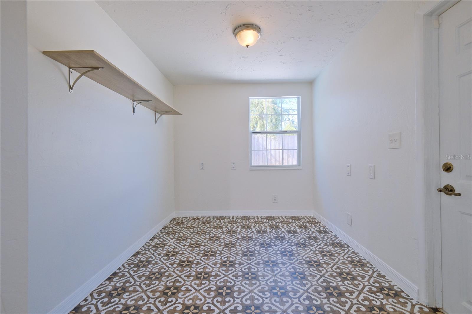 Image 34 of 42 For 6220 Murdock Avenue