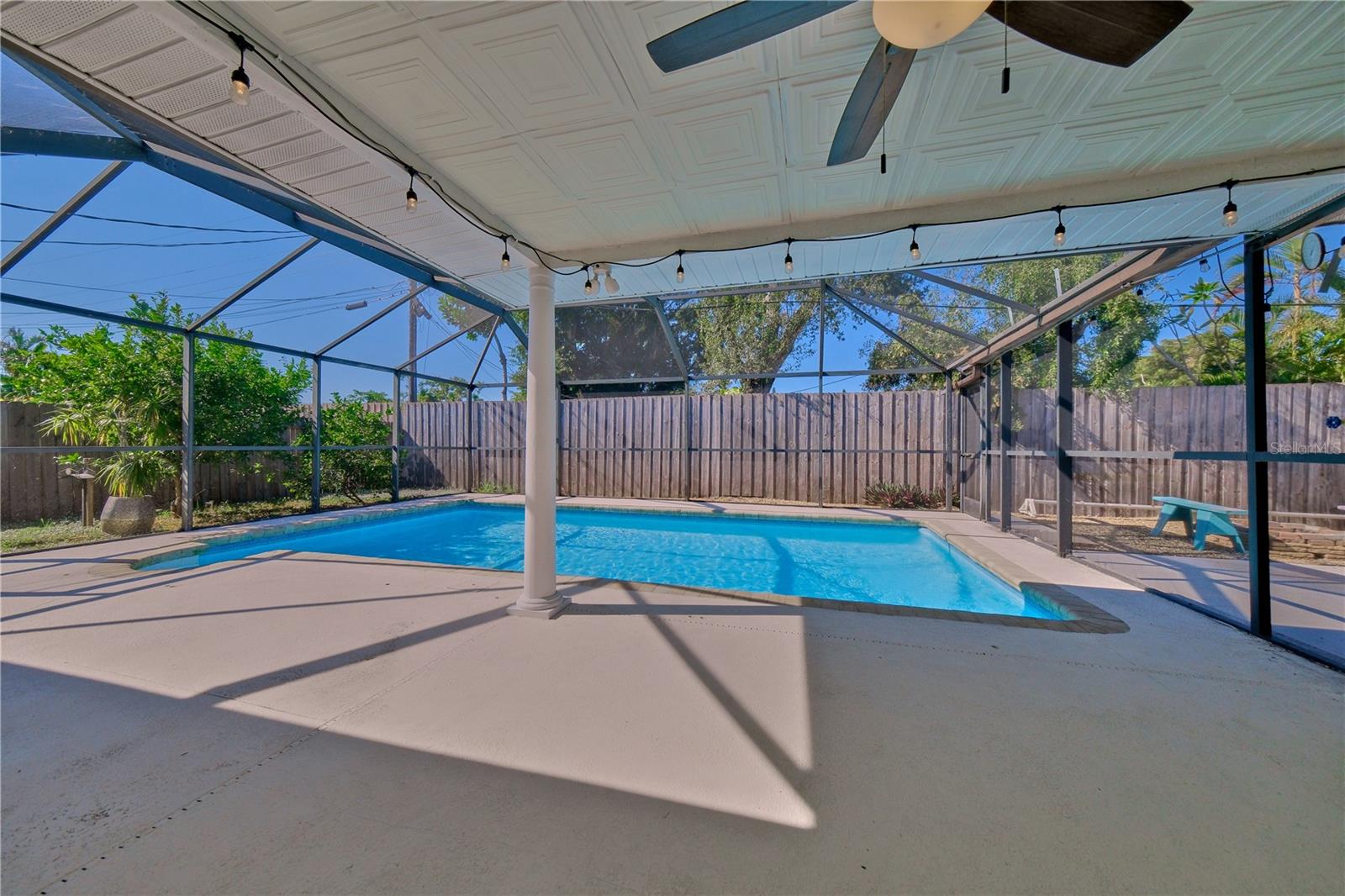 Image 5 of 42 For 6220 Murdock Avenue