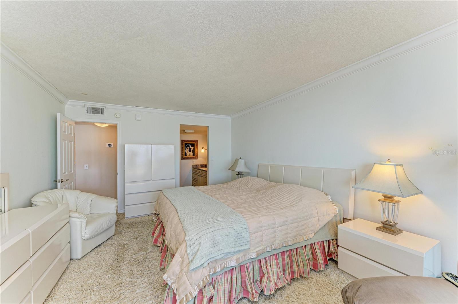 Image 20 of 64 For 5700 Escondida Boulevard S 201