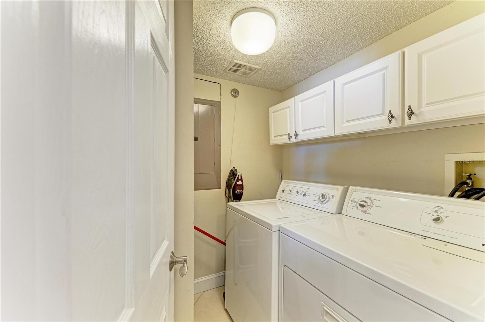 Image 38 of 64 For 5700 Escondida Boulevard S 201