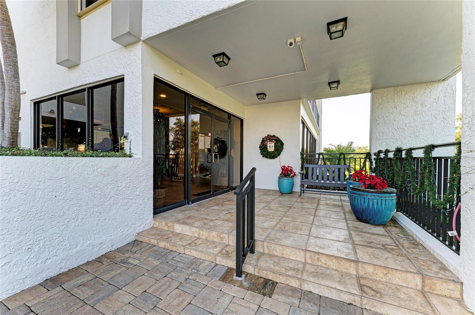 Image 44 of 64 For 5700 Escondida Boulevard S 201