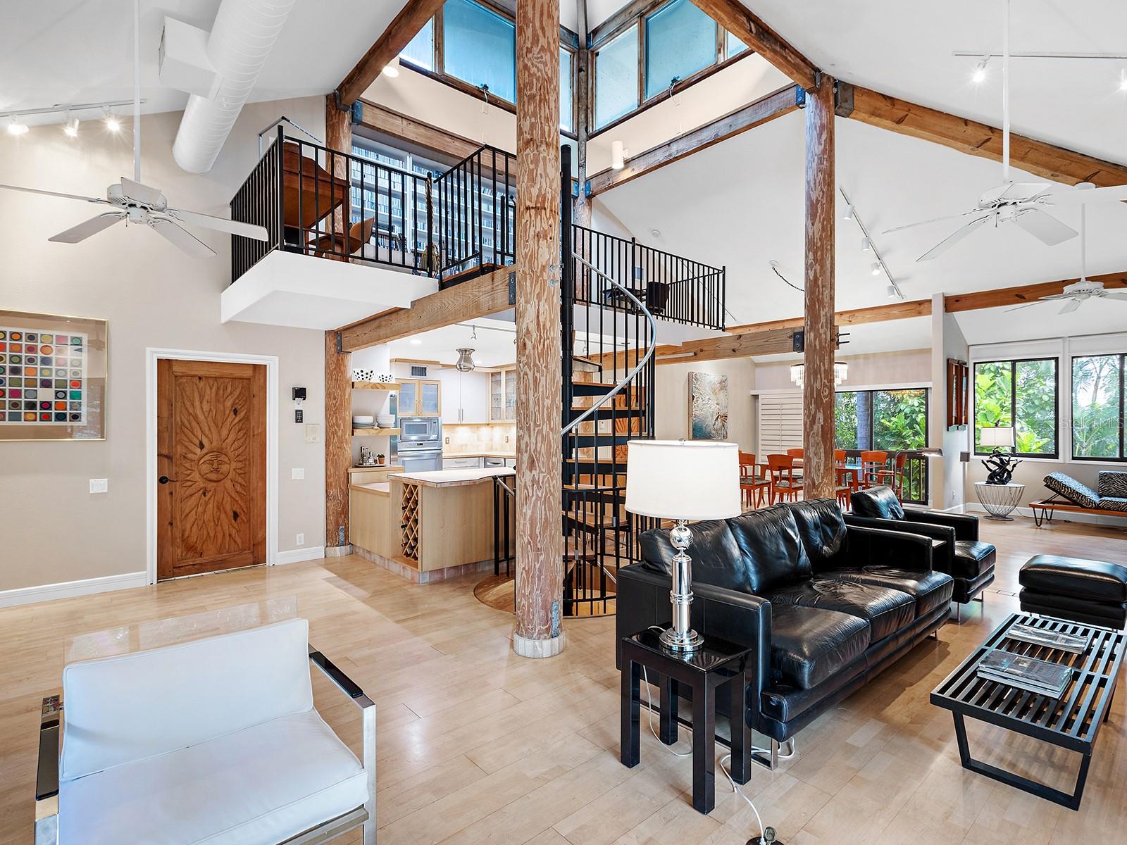 Image 18 of 55 For 2613 Temple Street