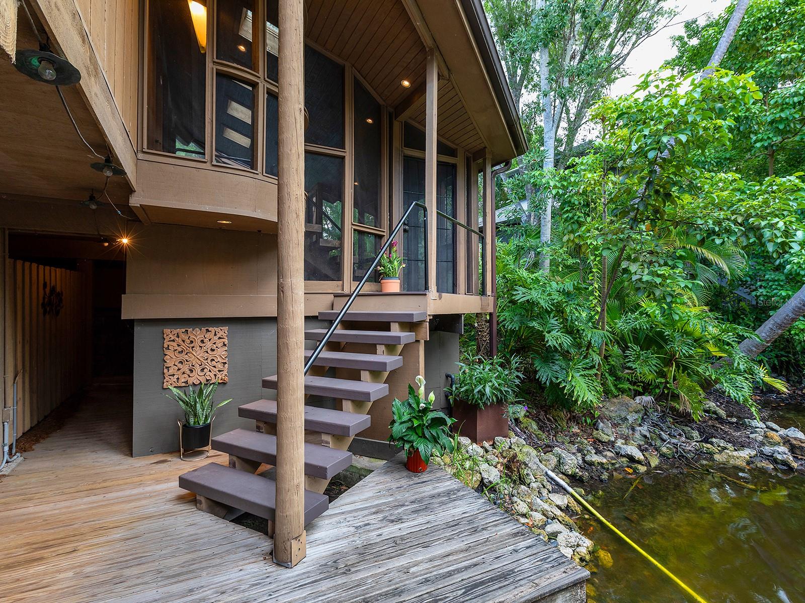 Image 5 of 55 For 2613 Temple Street