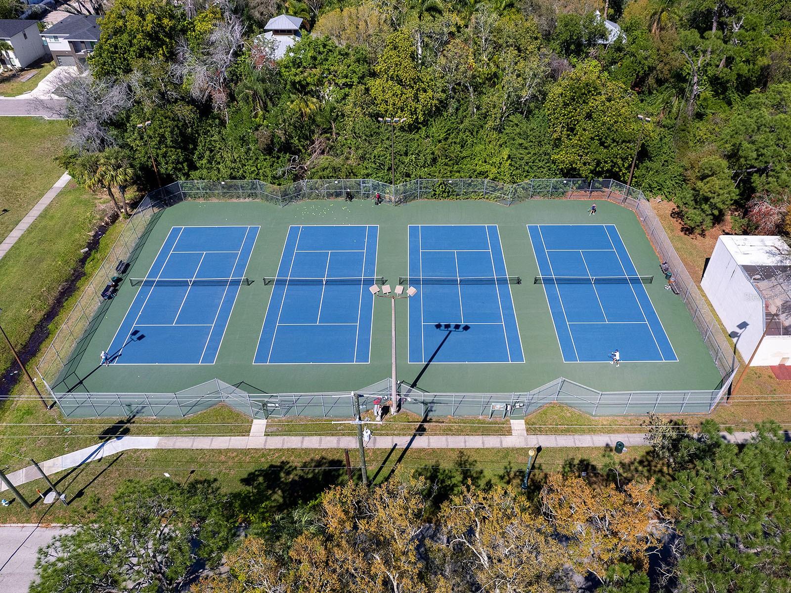 Image 51 of 55 For 2613 Temple Street