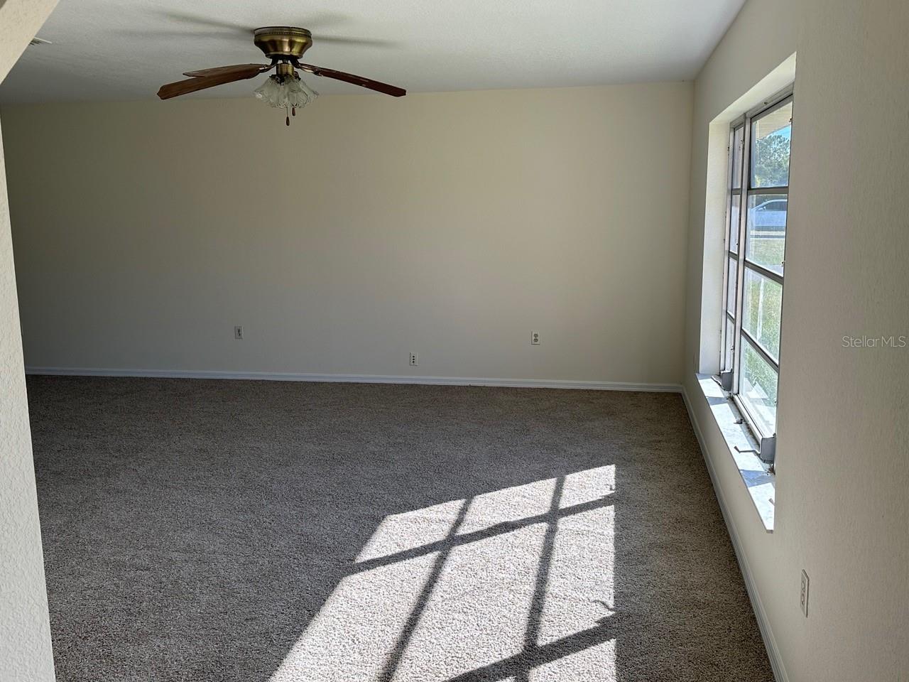 Image 3 of 20 For 1190 Capricorn Boulevard