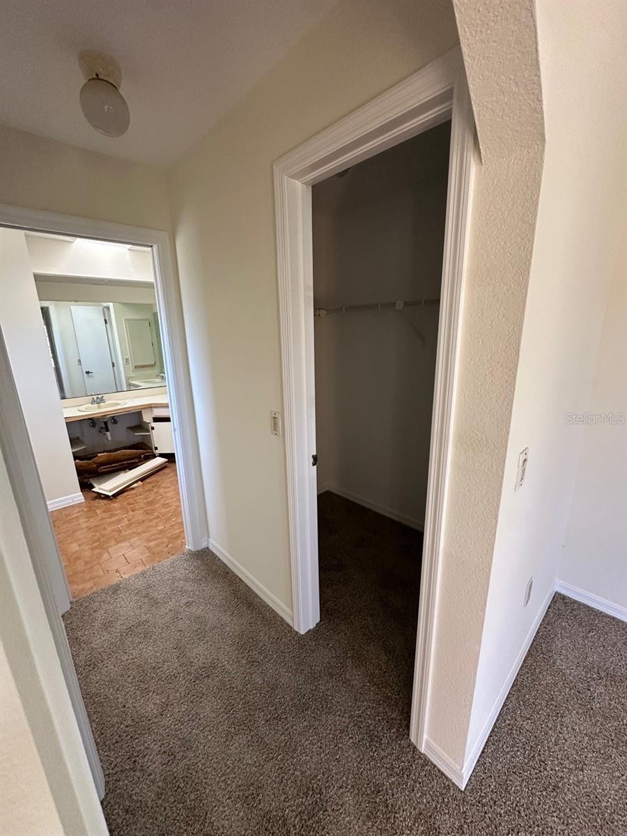 Image 5 of 20 For 1190 Capricorn Boulevard