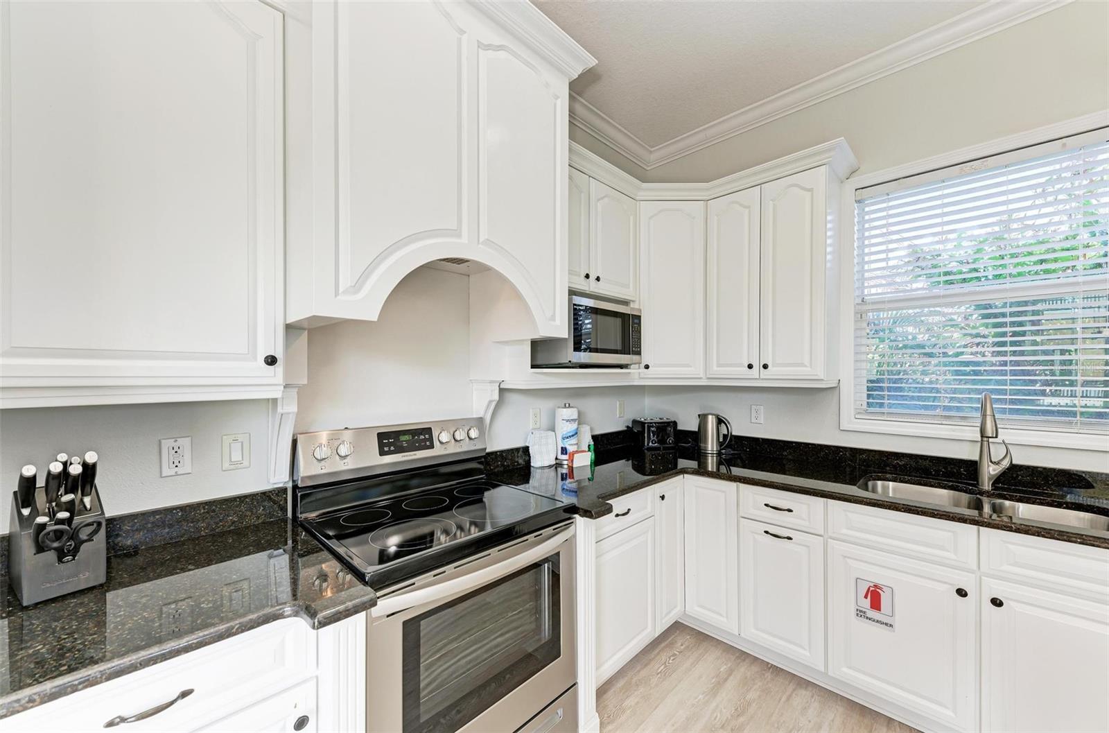 Image 12 of 51 For 201 57th Street