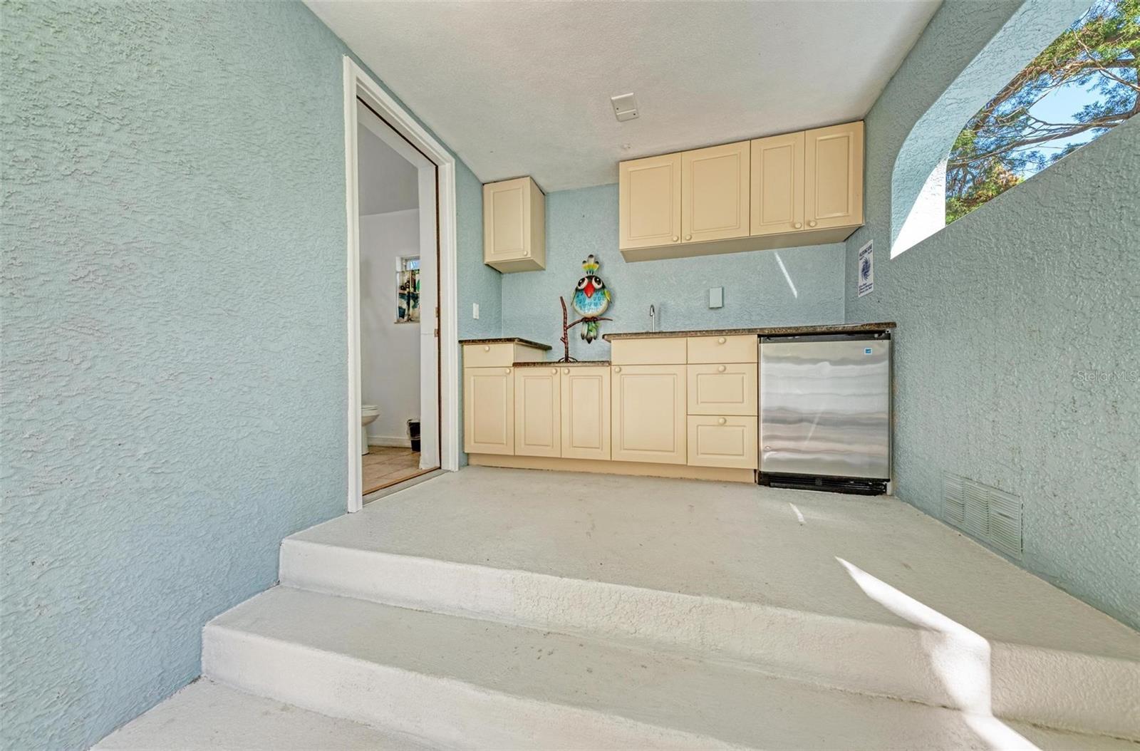 Image 38 of 51 For 201 57th Street