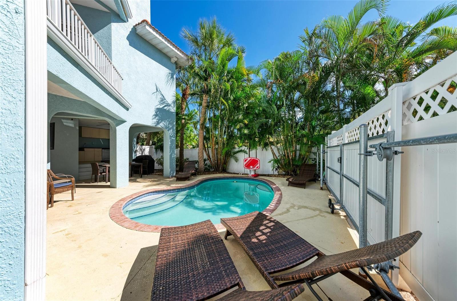 Image 42 of 51 For 201 57th Street