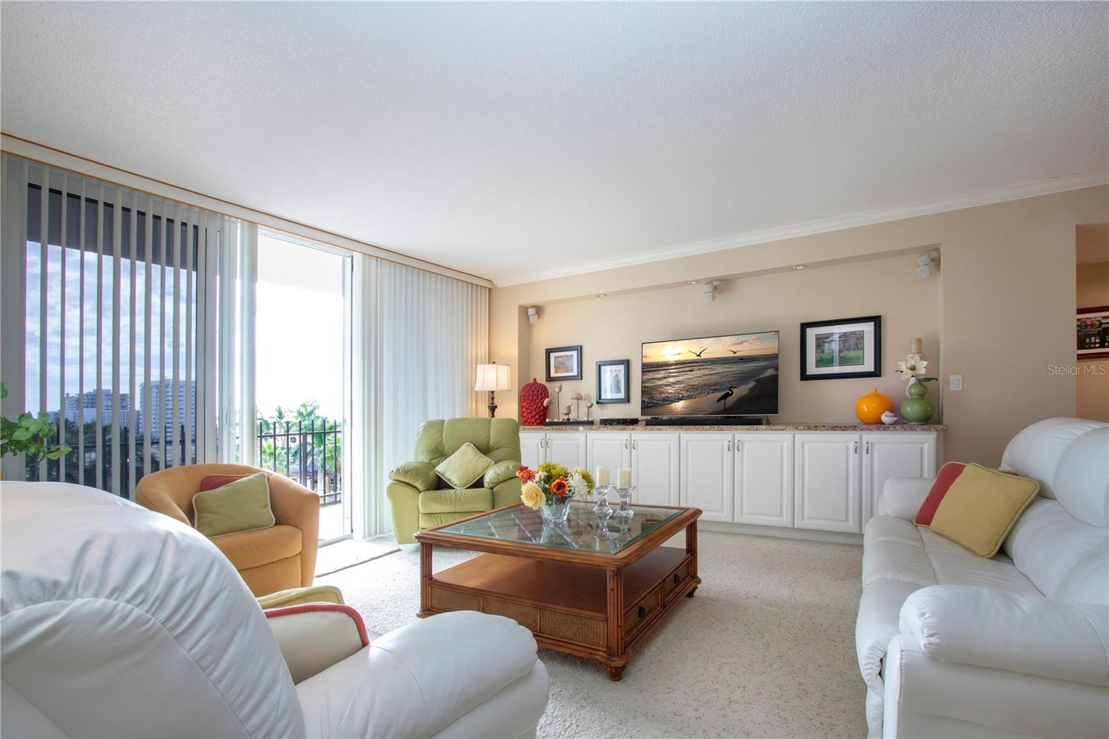 Image 24 of 63 For 1212 Benjamin Franklin Drive 607