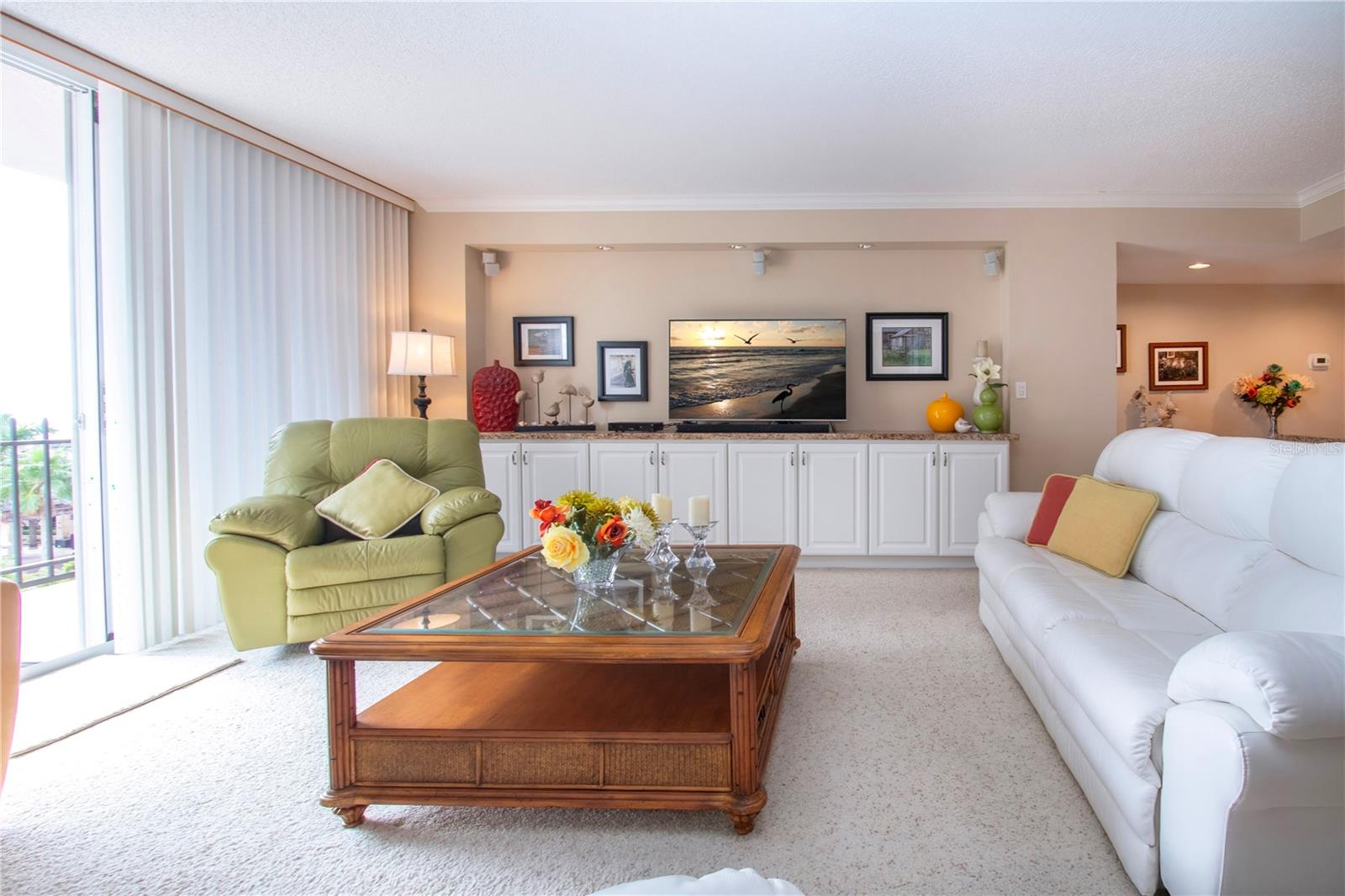 Image 26 of 63 For 1212 Benjamin Franklin Drive 607