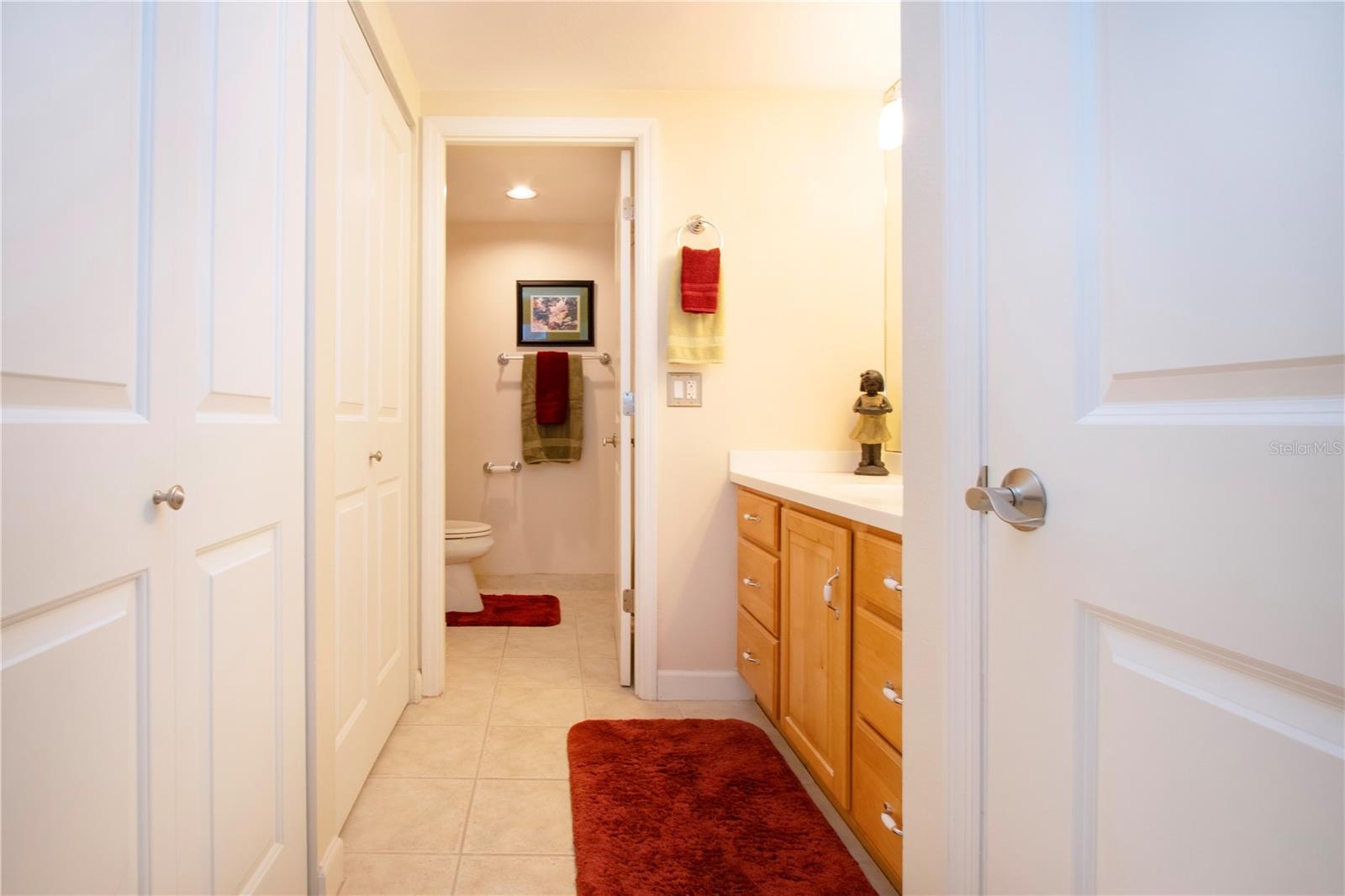 Image 30 of 63 For 1212 Benjamin Franklin Drive 607