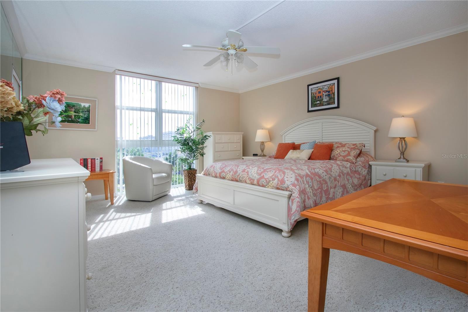 Image 34 of 63 For 1212 Benjamin Franklin Drive 607