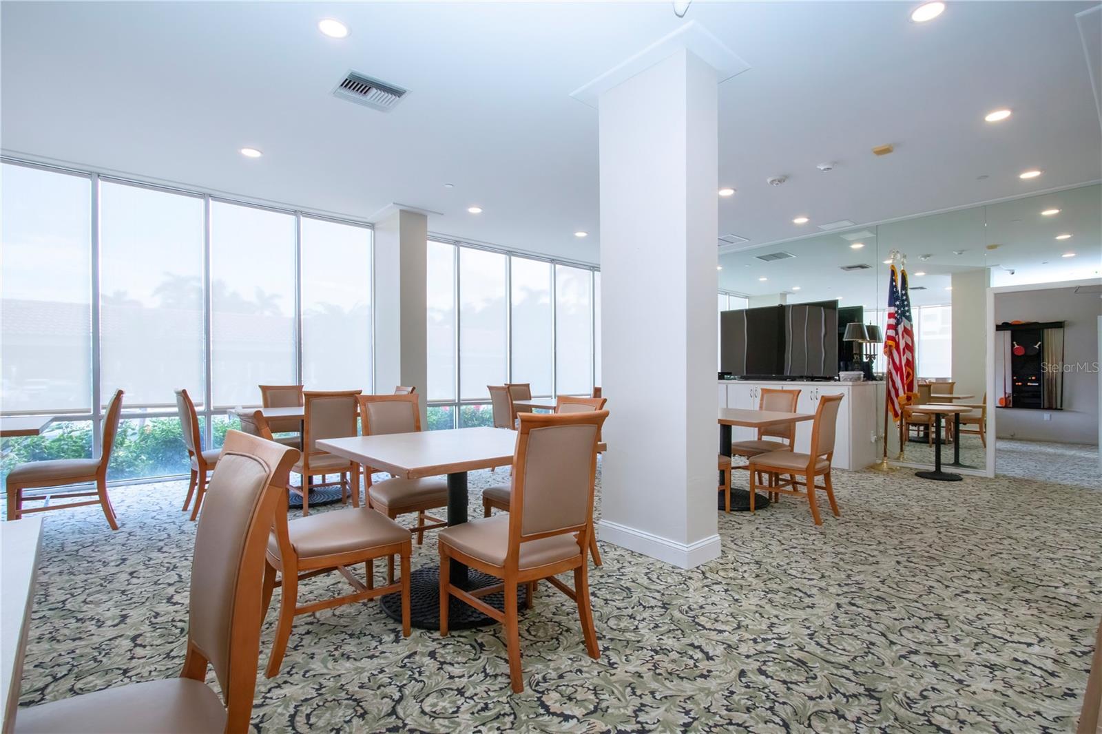 Image 59 of 63 For 1212 Benjamin Franklin Drive 607