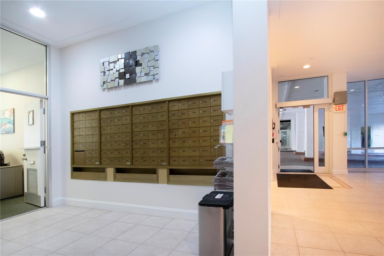 Image 61 of 63 For 1212 Benjamin Franklin Drive 607