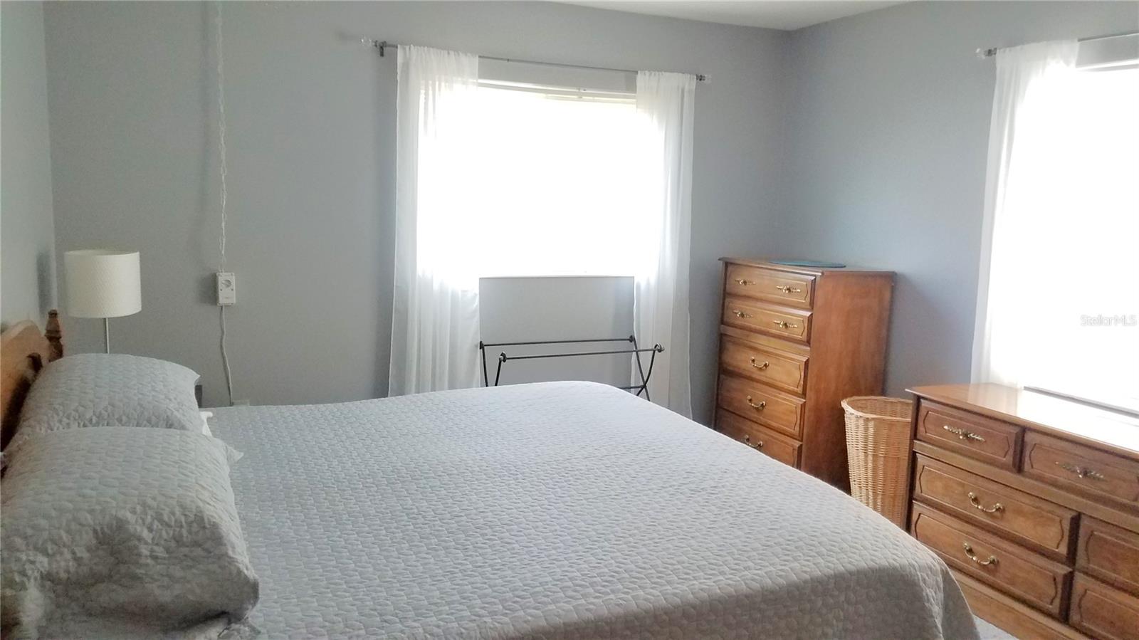 Image 11 of 24 For 1801 Restful Drive N7