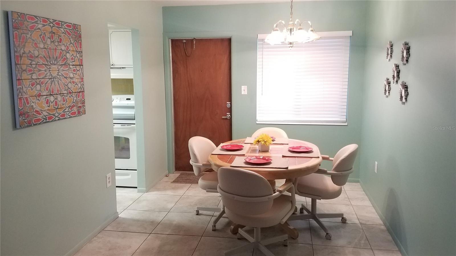 Image 6 of 24 For 1801 Restful Drive N7