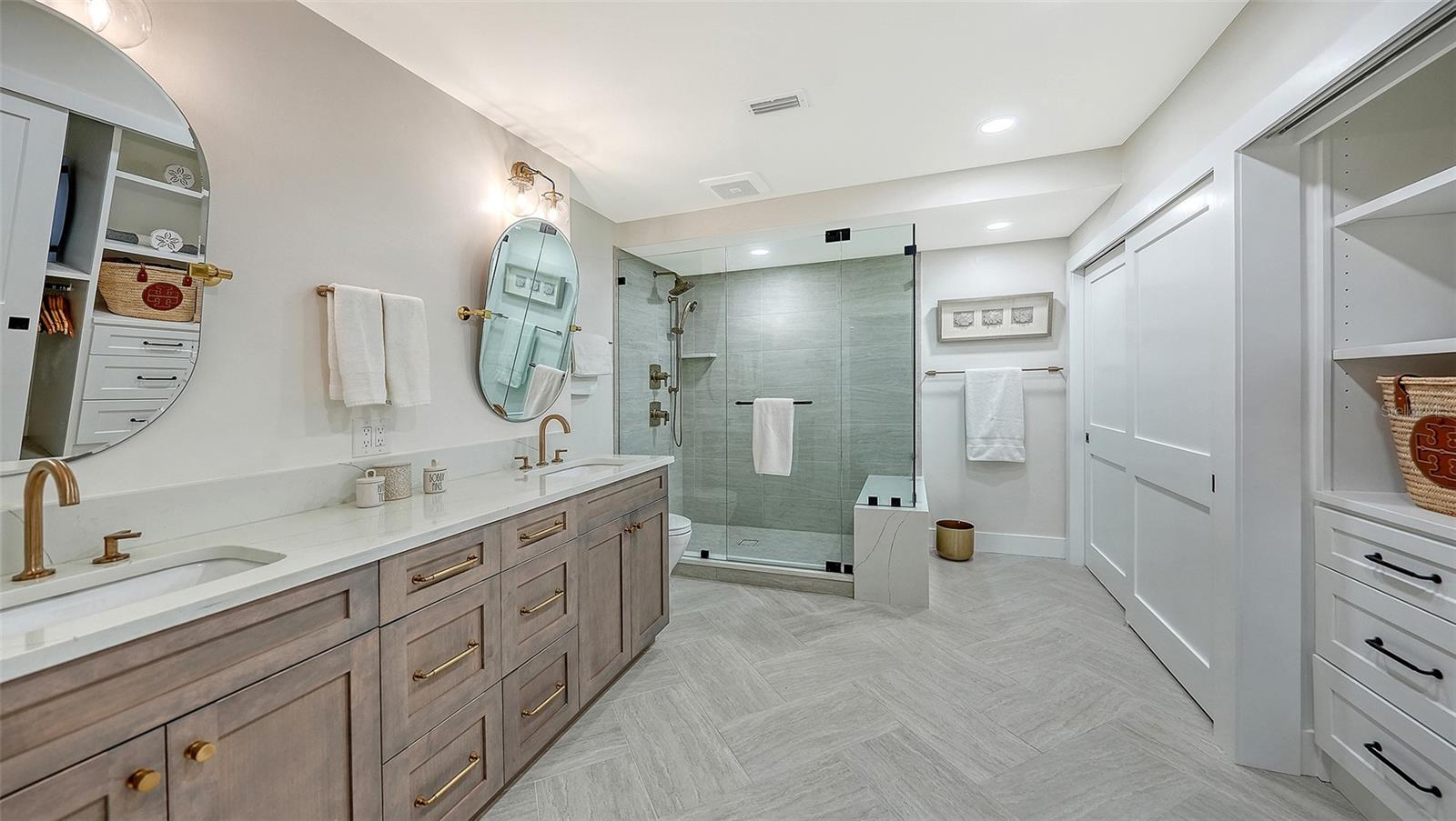 Image 24 of 55 For 2089 Gulf Of Mexico Drive G1-105