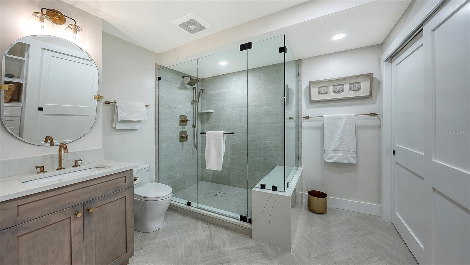 Image 25 of 55 For 2089 Gulf Of Mexico Drive G1-105