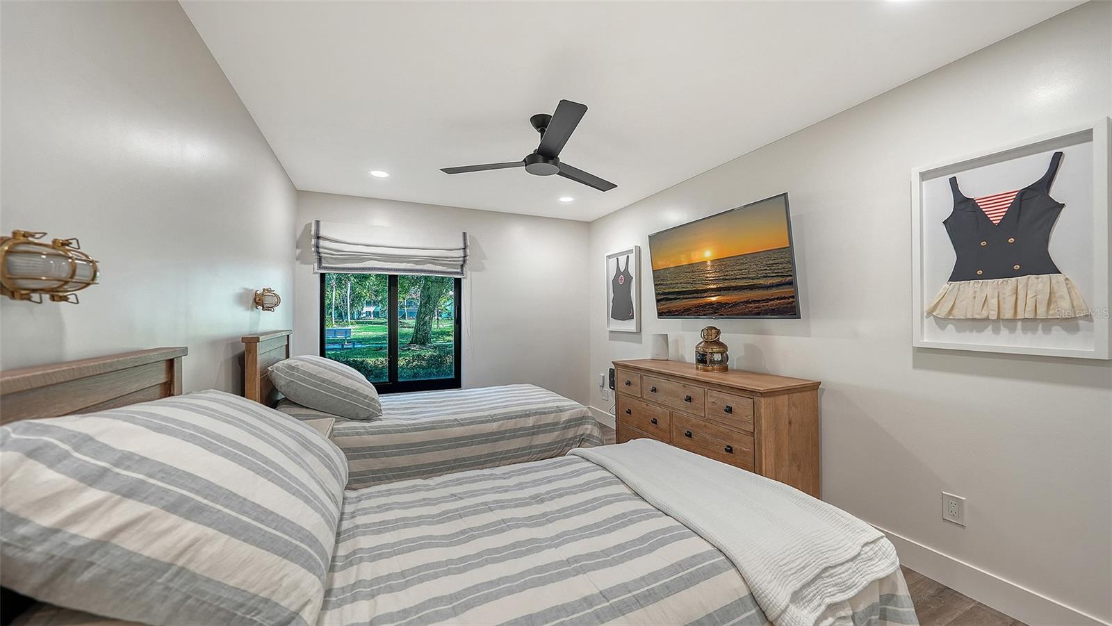 Image 28 of 55 For 2089 Gulf Of Mexico Drive G1-105