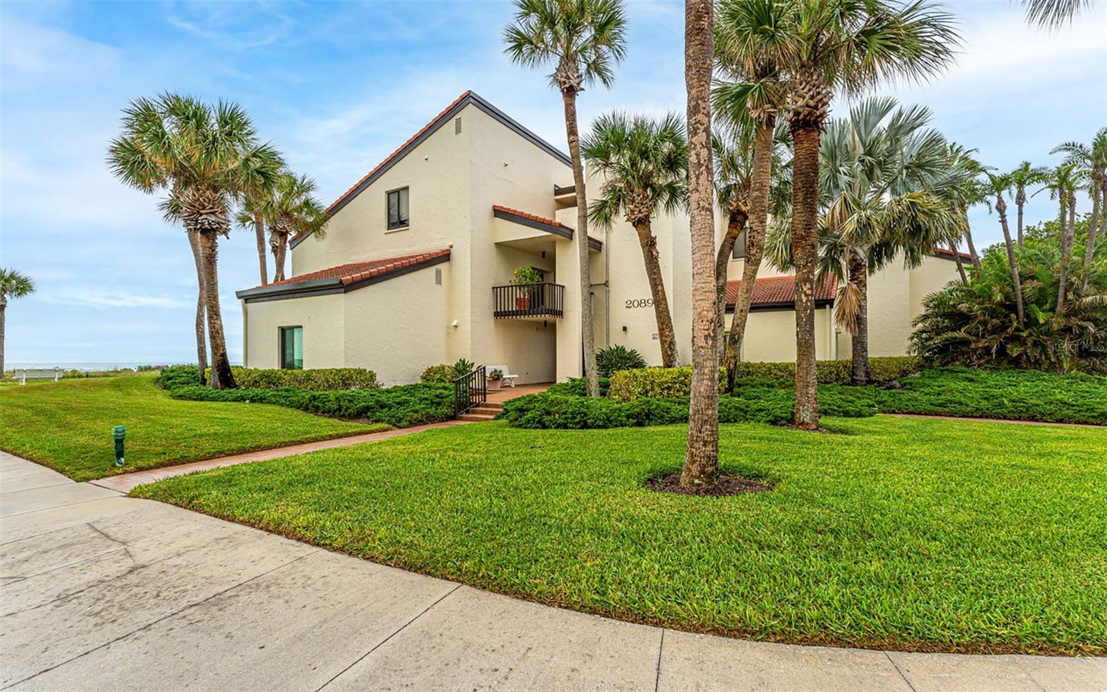 Image 6 of 55 For 2089 Gulf Of Mexico Drive G1-105