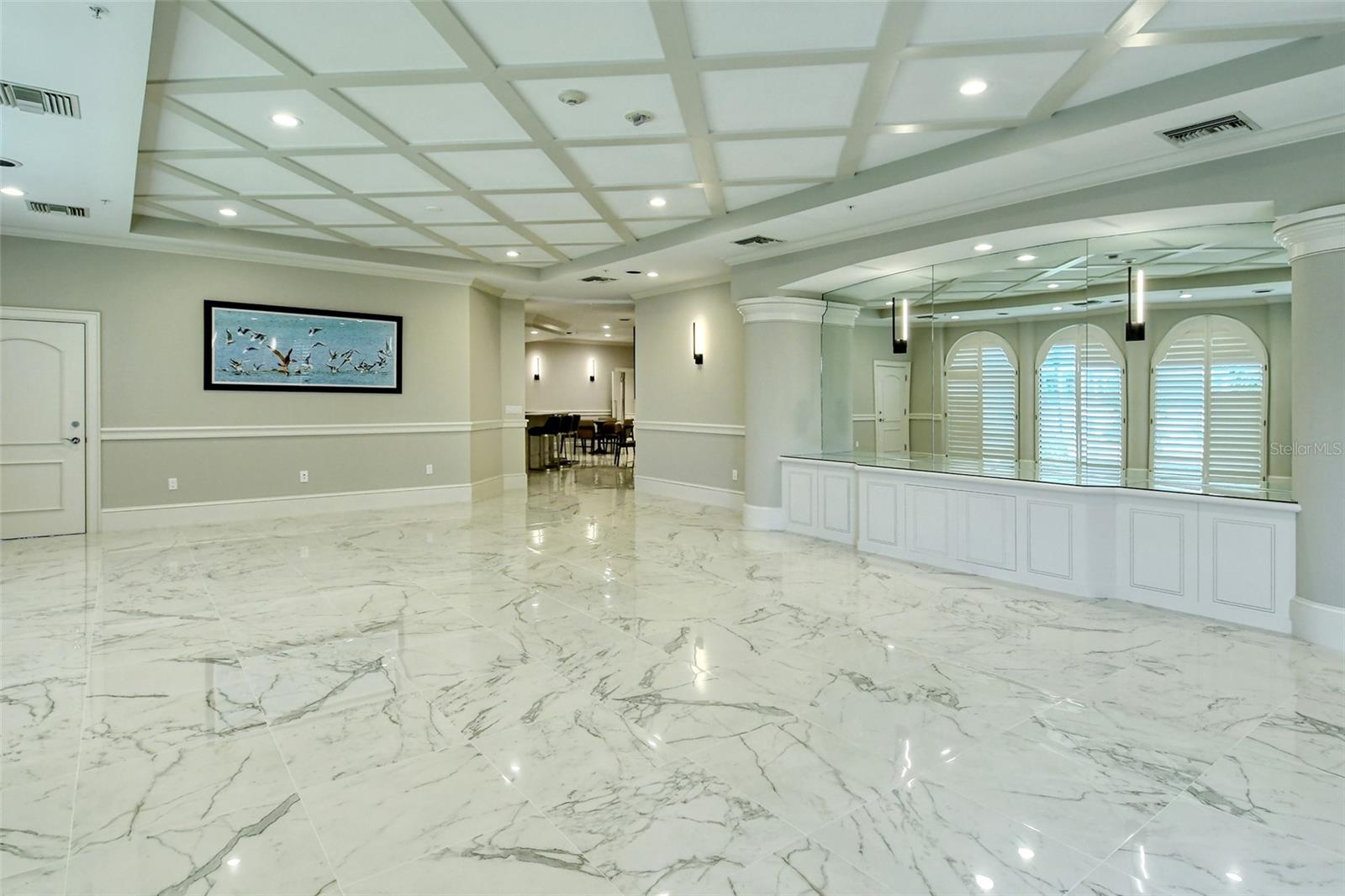 Image 50 of 58 For 435 L Ambiance Drive J704