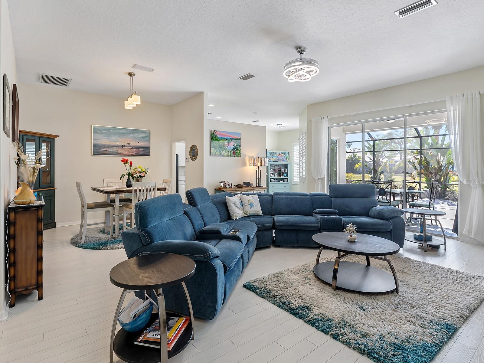 Image 14 of 34 For 2319 Falcon Trace Lane