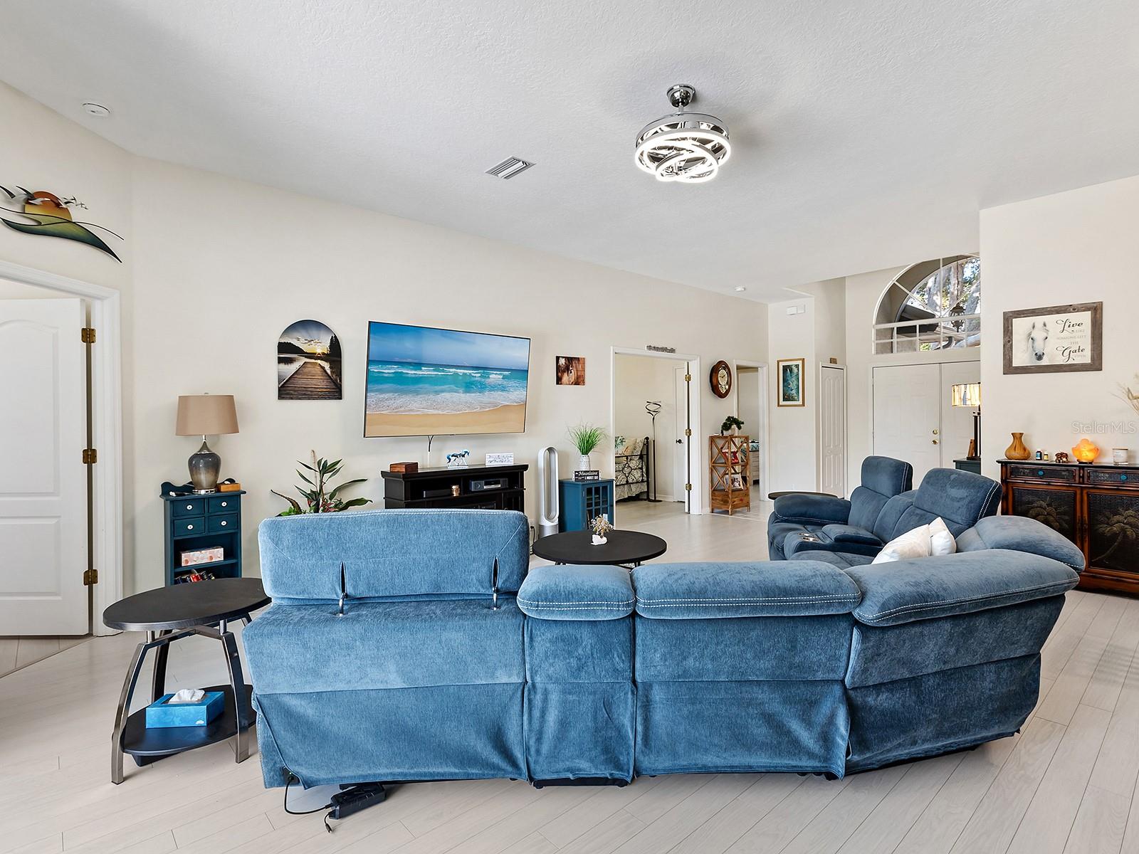 Image 15 of 34 For 2319 Falcon Trace Lane