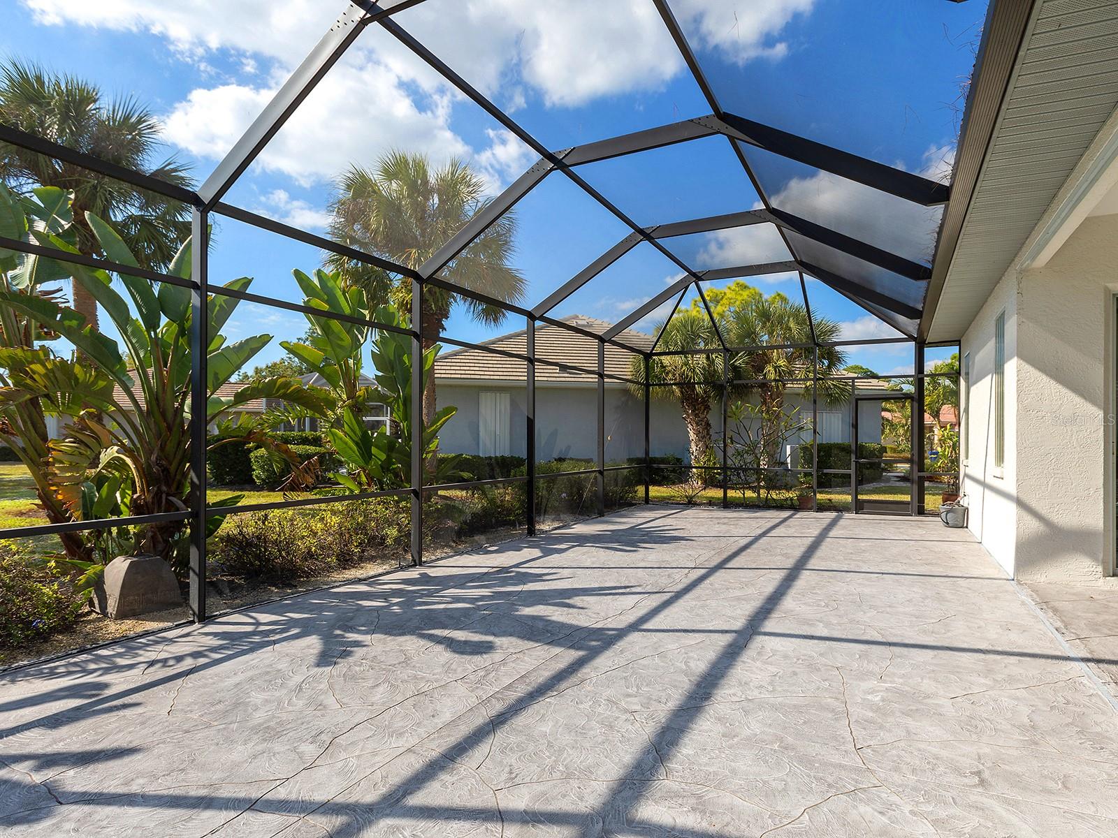 Image 28 of 34 For 2319 Falcon Trace Lane