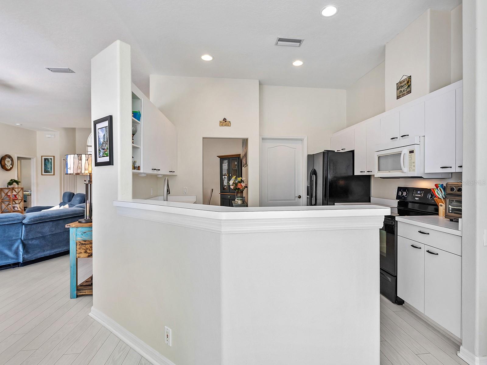 Image 7 of 34 For 2319 Falcon Trace Lane