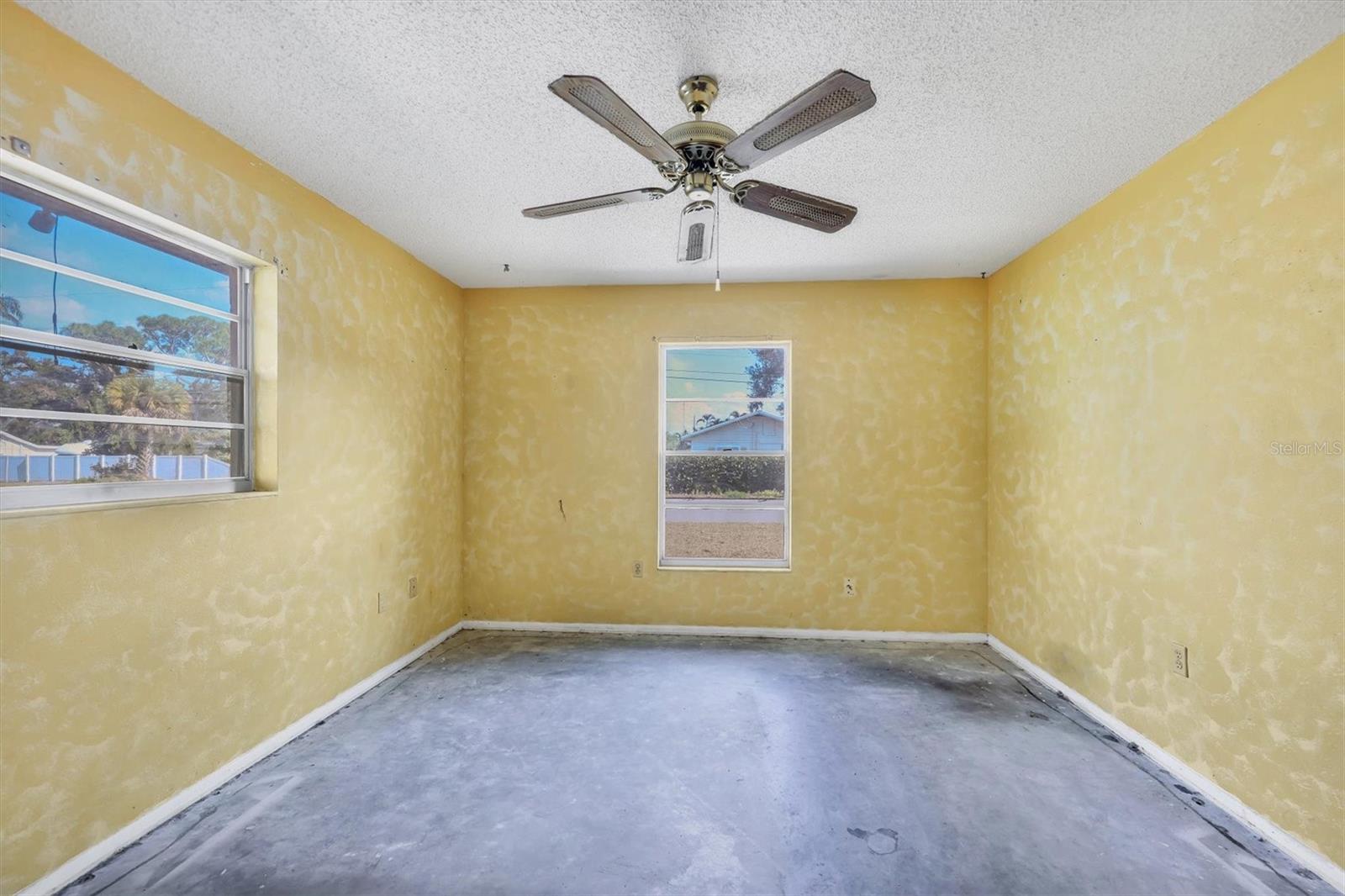 Image 13 of 21 For 3805 11th Avenue W