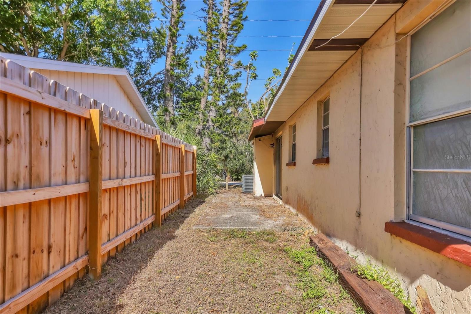 Image 19 of 21 For 3805 11th Avenue W