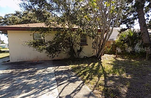 Image 3 of 21 For 3805 11th Avenue W