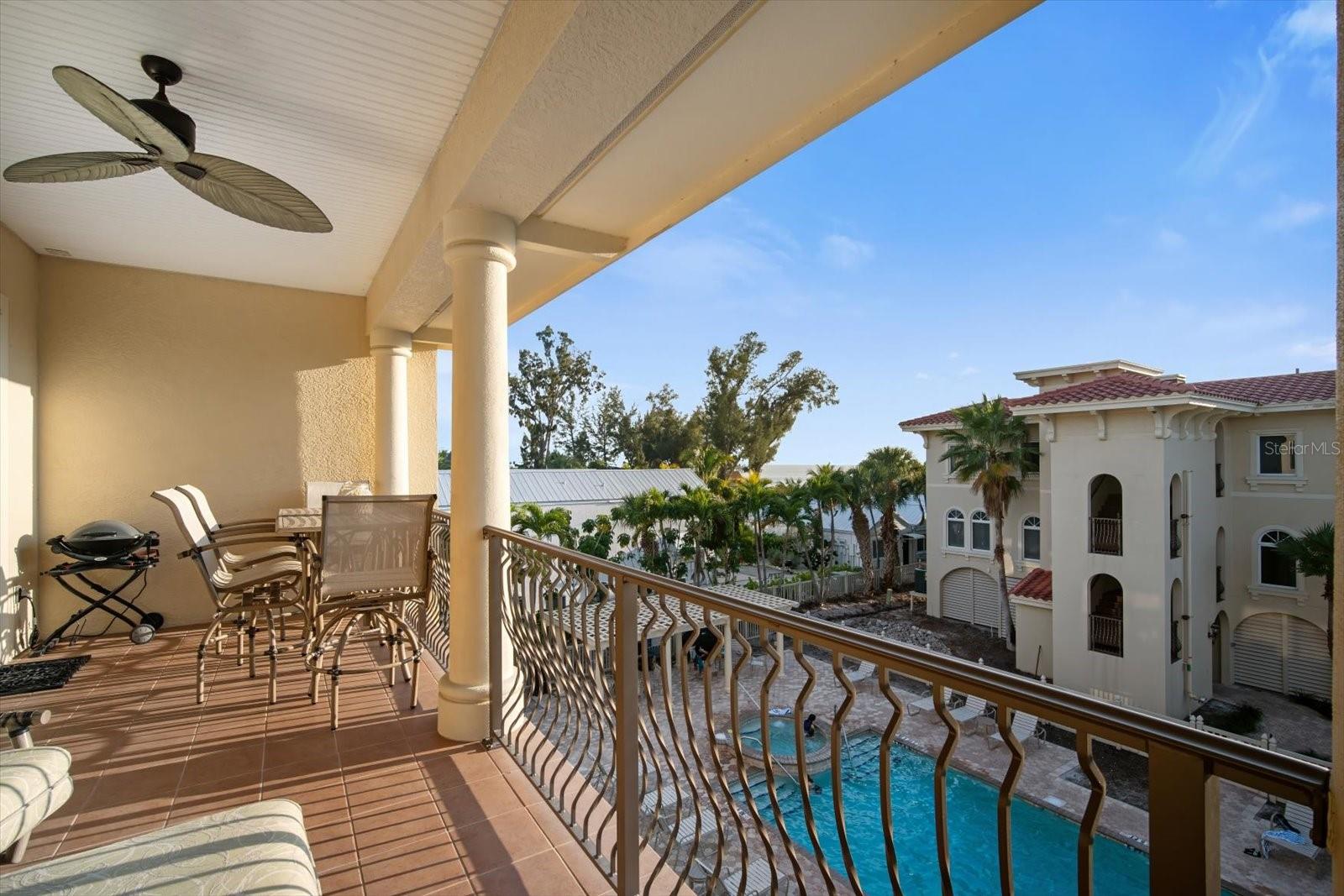 Image 15 of 53 For 7316 Gulf Drive 8