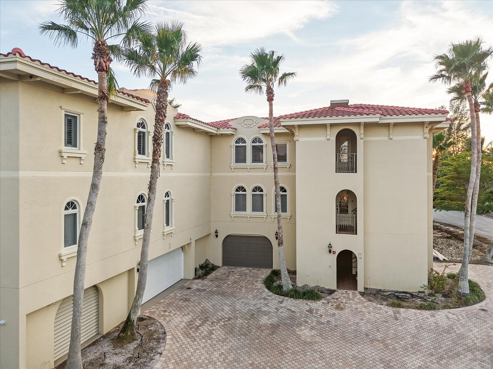 Image 41 of 53 For 7316 Gulf Drive 8