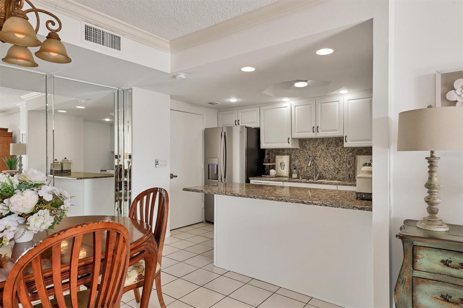 Image 11 of 49 For 1212 Benjamin Franklin Drive 1003