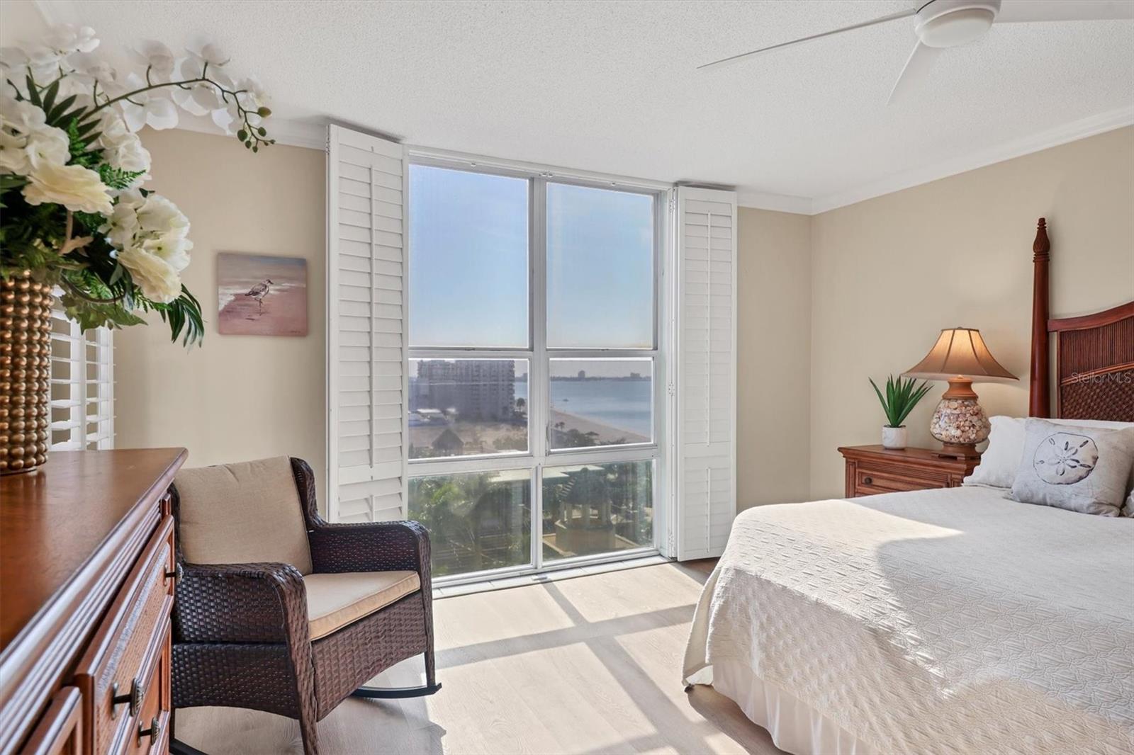 Image 19 of 49 For 1212 Benjamin Franklin Drive 1003